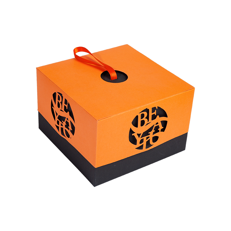 Na -customize na Christmas at Chinese New Year Gift Box na may takip